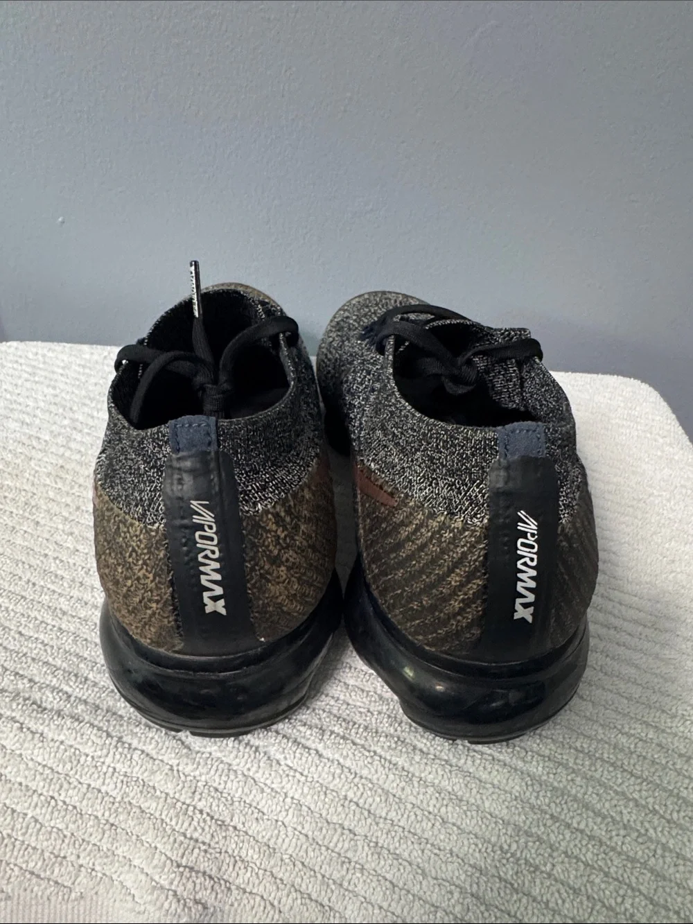 Nike Flyknit VaporMax Sneakers in Black and Rose Gold Swoosh, W size 10.5, M 9.